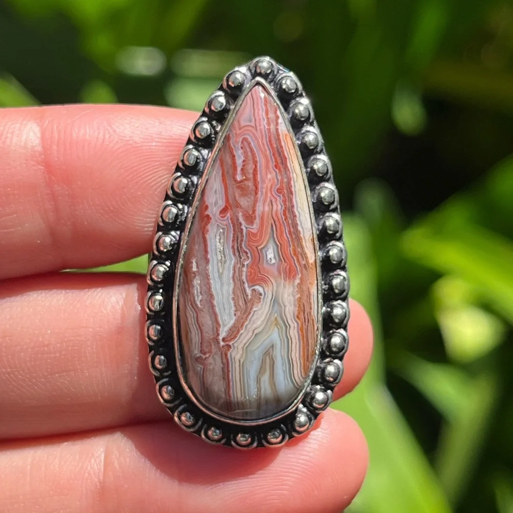 Size 8.75 Silver‎ plated crazy lace agate ring